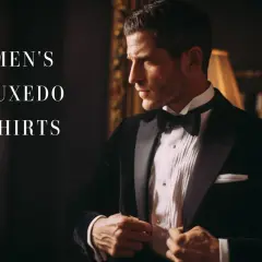 Uomo elegante che indossa una camicia diplomatica con smoking e papillon.