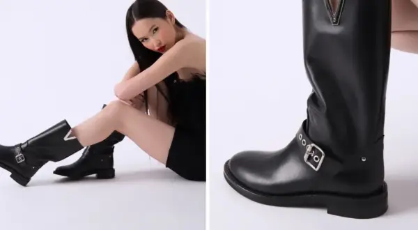 Modelli di stivali neri in pelle, con fibbie e dettagli metallici. Una donna li indossa seduta, mentre l'altra immagine mostra un primo piano di uno stivale.