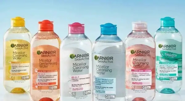 Sei alla ricerca di acqua micellare: pro e contro? Ecco una selezione di prodotti Garnier Skinactive, ognuno con benefici specifici per la tua pelle.