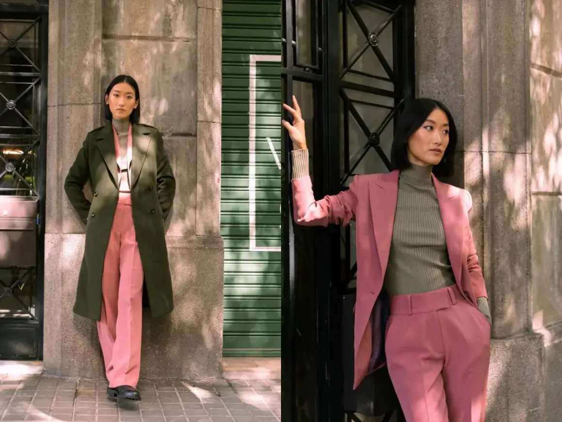 Due donne con outfit eleganti. Una indossa un cappotto verde oliva e pantaloni rosa, l'altra un tailleur rosa e un dolcevita verde oliva. I verde oliva abbinamenti sono chic.