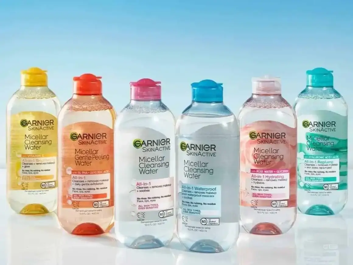 Sei alla ricerca di acqua micellare: pro e contro? Ecco una selezione di prodotti Garnier Skinactive, ognuno con benefici specifici per la tua pelle.