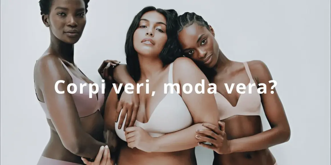 Tre modelle curvy abbracciate, celebrano la bellezza autentica. Corpi veri, moda vera?