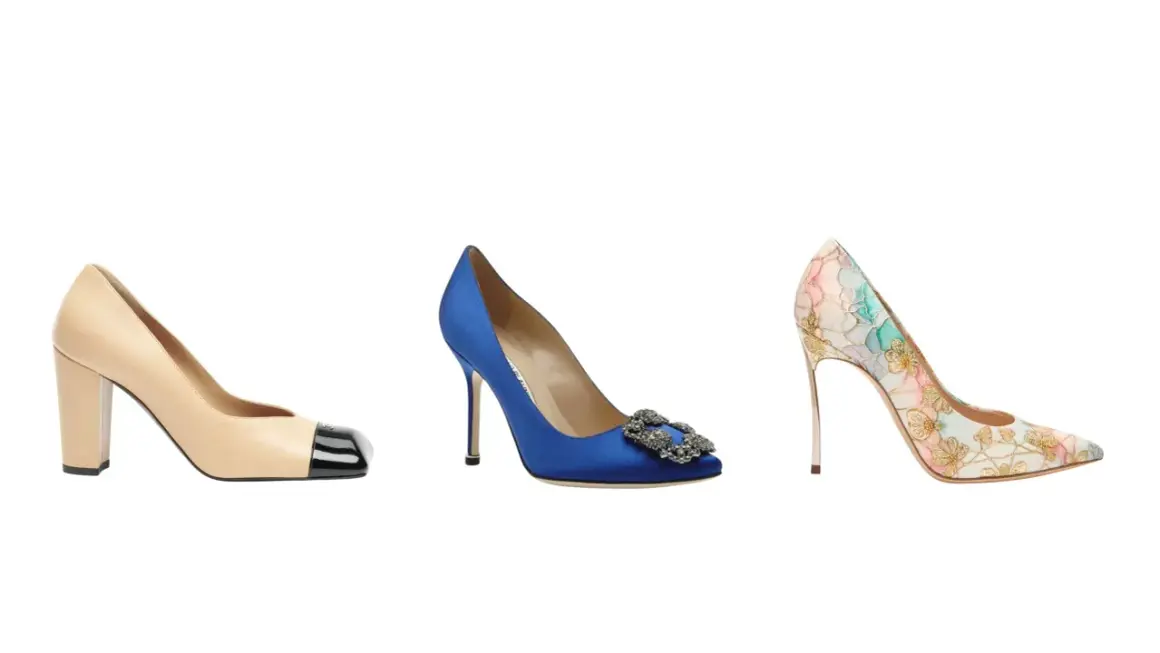 Tre eleganti scarpe pumps: una bicolore beige/nera, una blu con fibbia gioiello, e una floreale color pastello. Il loro significato? Eleganza e stile.